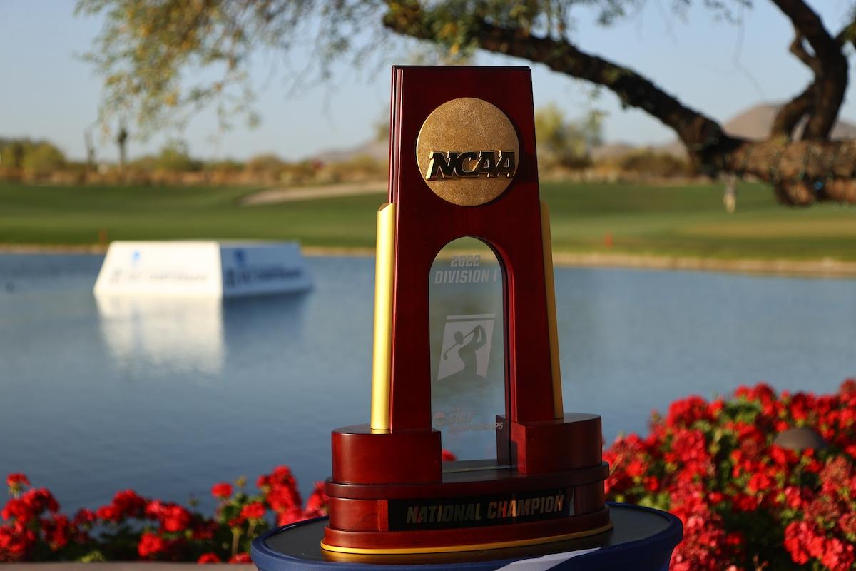 DI men's golf trophy